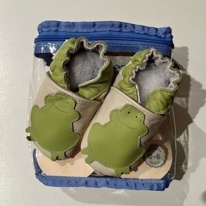 ROBEEZ Baby Shoes, Frog, Green & Gray, 0-6 Months